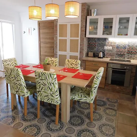 Semesterbostad Casa Linda